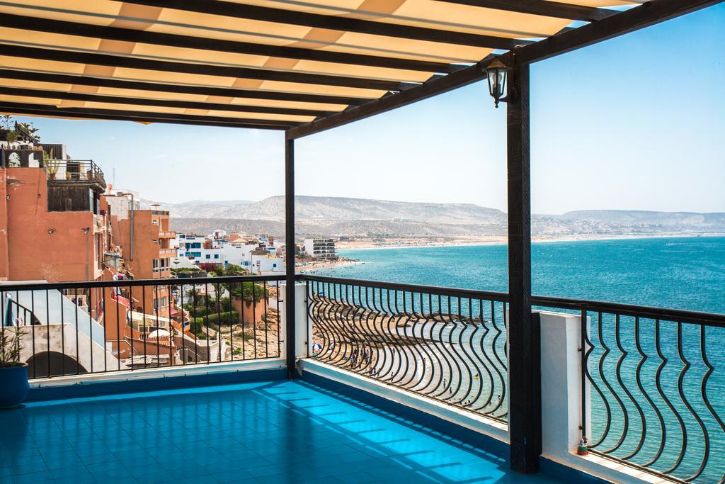 Dfrost Almugar Surf And Yoga Taghazout Exterior foto